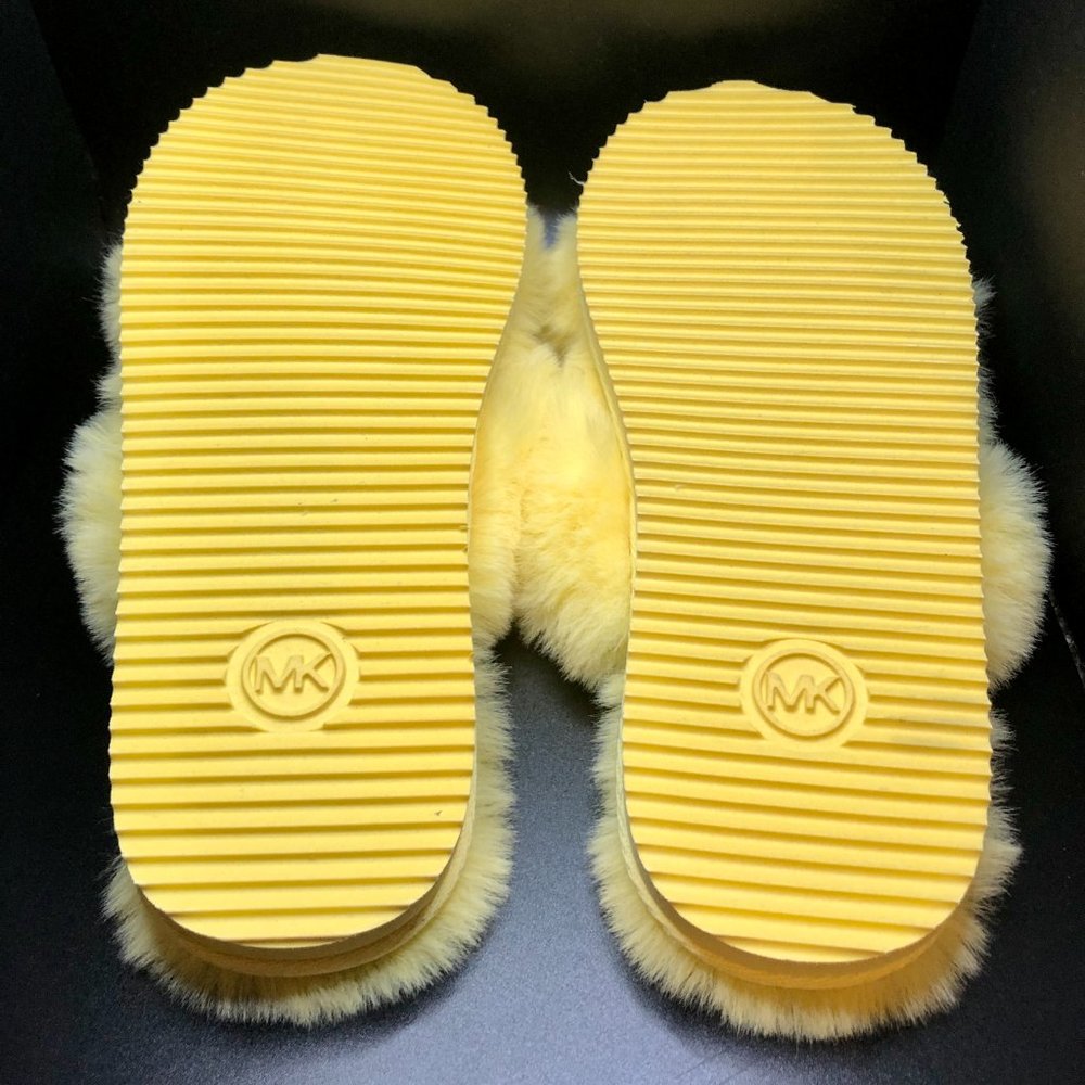 New Michael Kors Yellow Lala Faux Fur Slippers - Picture 3 of 11